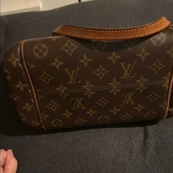 Louis Vuitton Brown Monogram Tote Bag - Picture 4 of 4